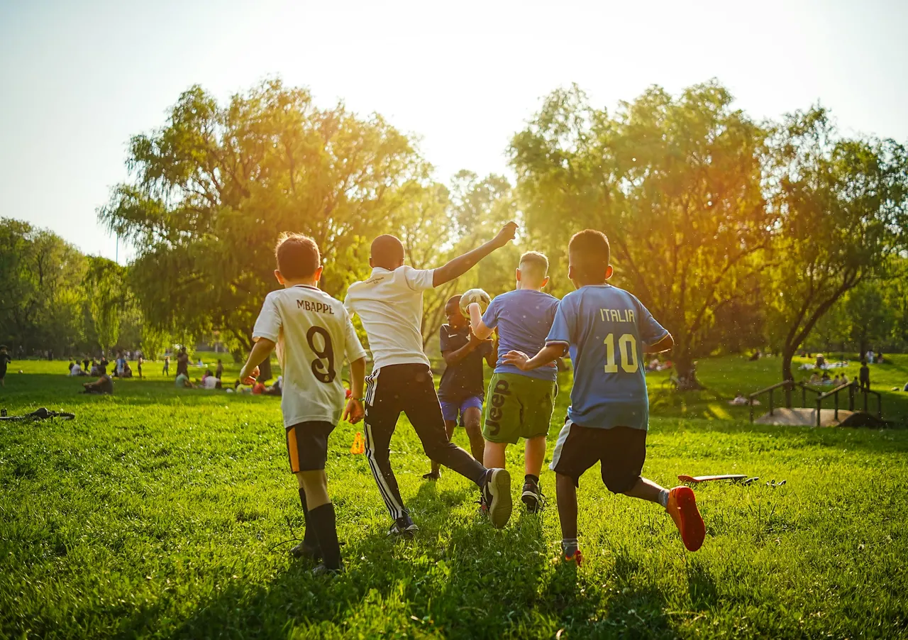 Münih — Münih Almanca ve Futbol Kampı